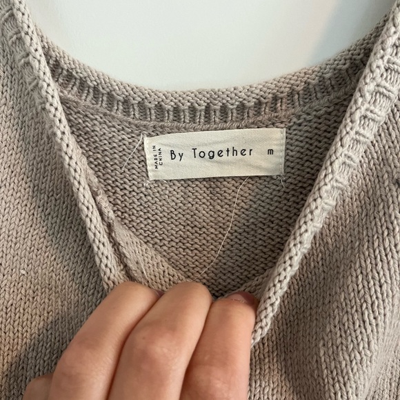 Knit croptop - Picture 3 of 3